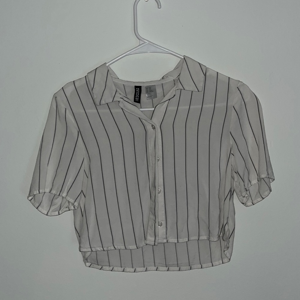 Thin outer layer crop top